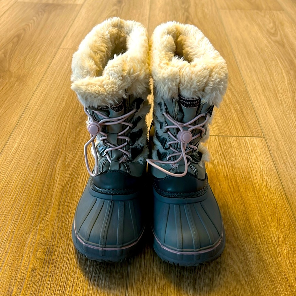 London Fog Girls Snow Boots